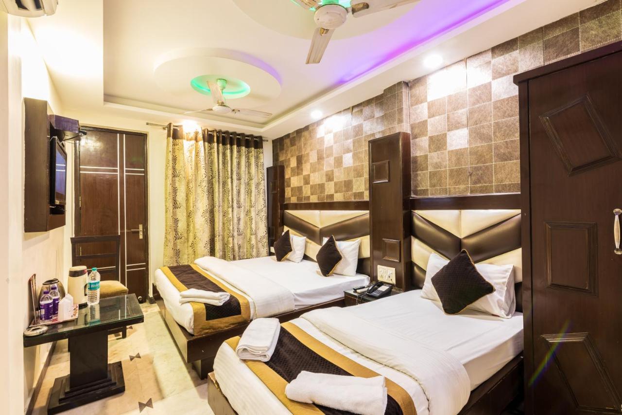 Hotel Grand Shyam- In Front Of New Delhi Railway Station-Couple Friendly Exterior photo