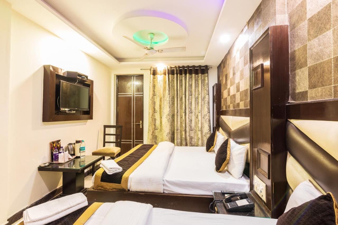 Hotel Grand Shyam- In Front Of New Delhi Railway Station-Couple Friendly Exterior photo