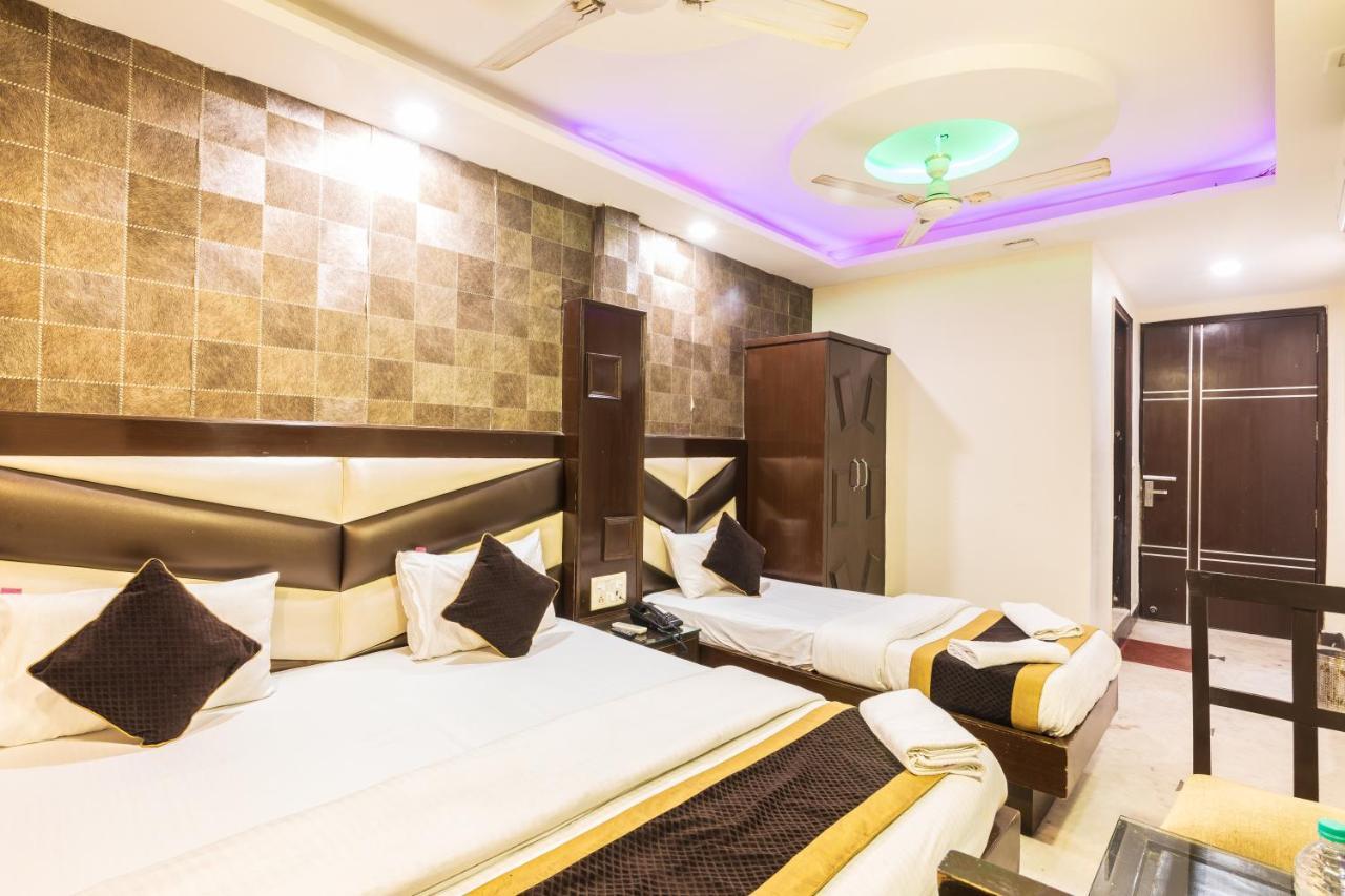 Hotel Grand Shyam- In Front Of New Delhi Railway Station-Couple Friendly Exterior photo
