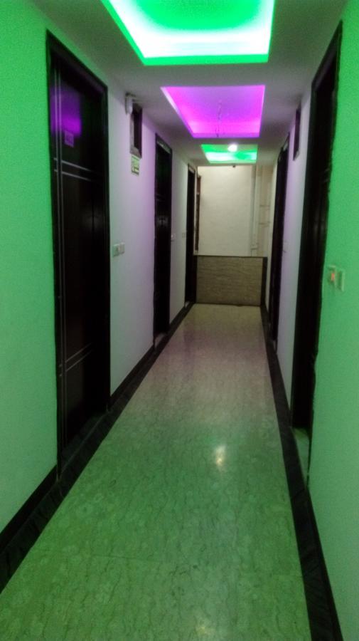 Hotel Grand Shyam- In Front Of New Delhi Railway Station-Couple Friendly Exterior photo